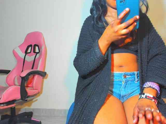 sweetlydia webcam