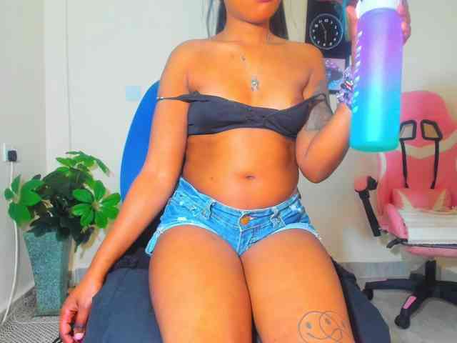 sweetlydia webcam