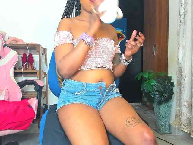 sweetlydia webcam