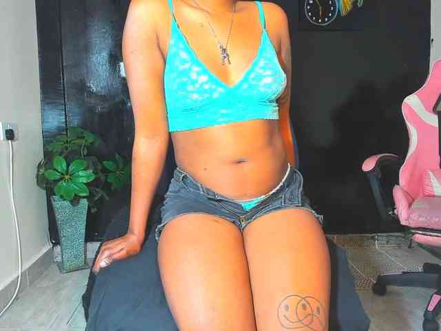 sweetlydia webcam