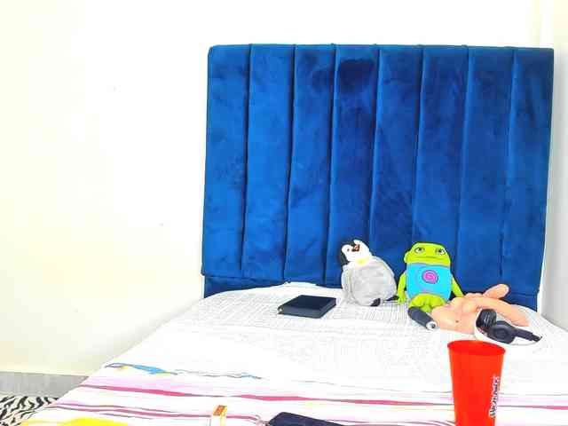 sweetlydia webcam