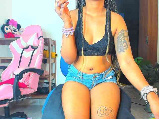 sweetlydia webcam