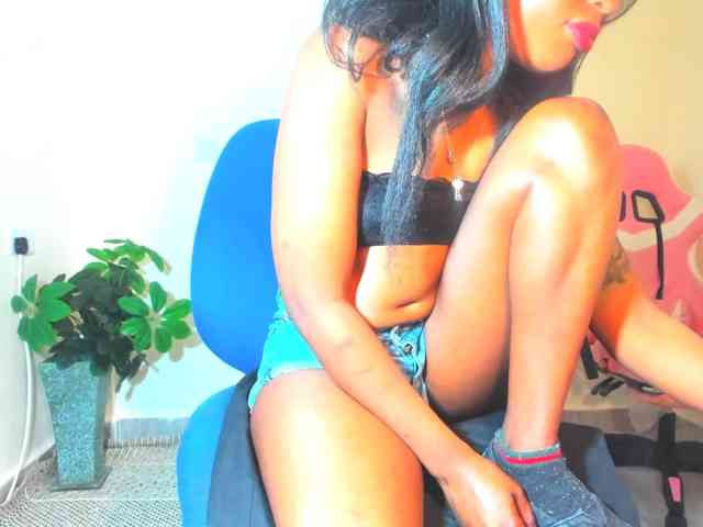 sweetlydia webcam