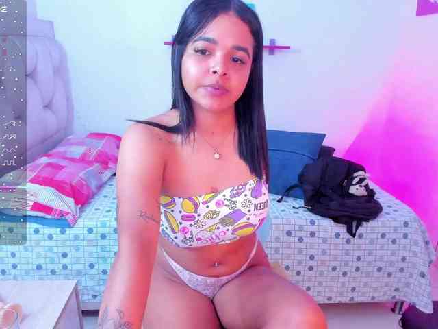 Shaved latina, Shaved babes, Group chat for 20 39 tokens, Full privates for..., chaturbate cams 7