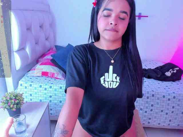 Tatiana25 webcam