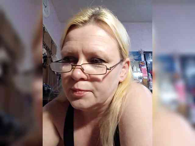 -WhiteQueen- webcam