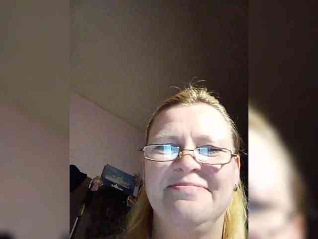 -WhiteQueen- webcam