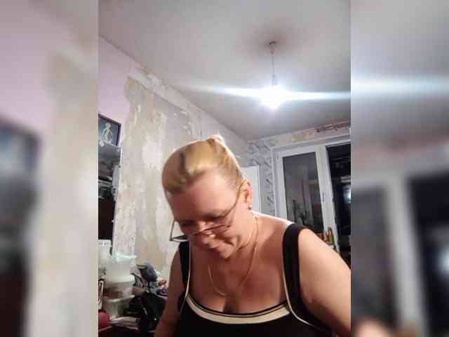 -WhiteQueen- webcam