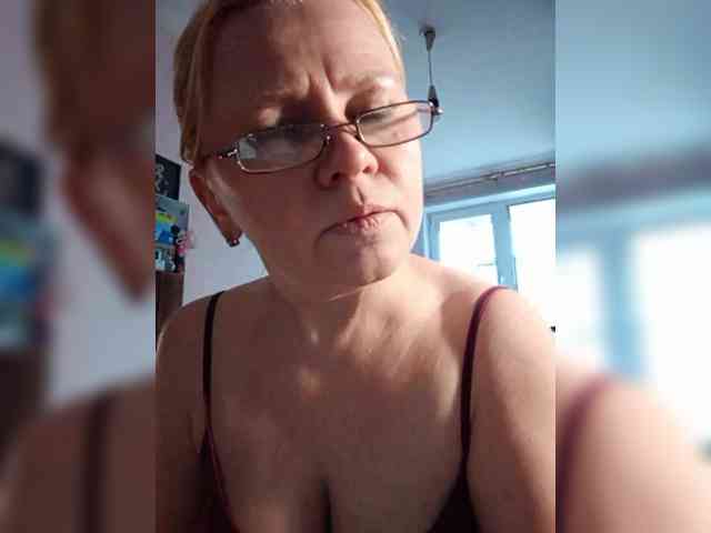-WhiteQueen- webcam