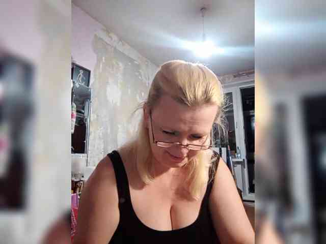 -WhiteQueen- webcam