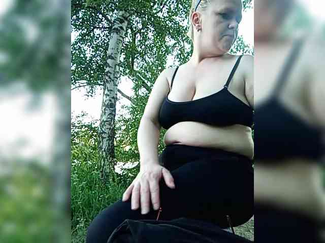 -WhiteQueen- webcam