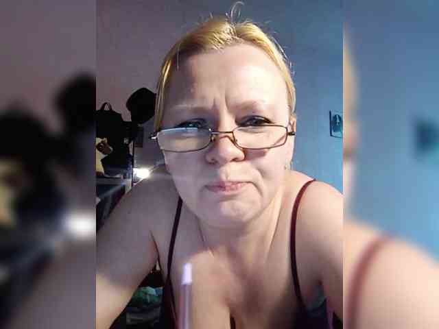 -WhiteQueen- webcam