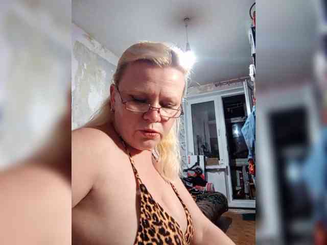 -WhiteQueen- webcam