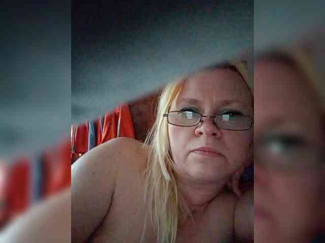 -WhiteQueen- webcam