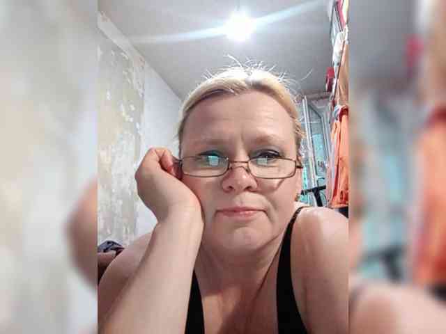 -WhiteQueen- webcam