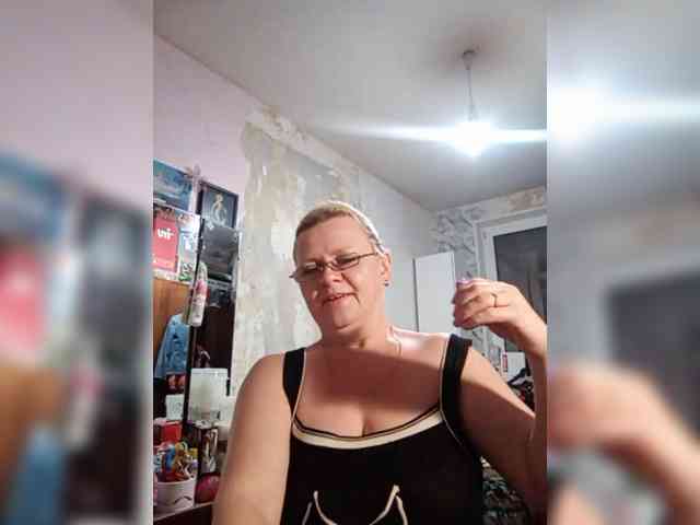 -WhiteQueen- webcam