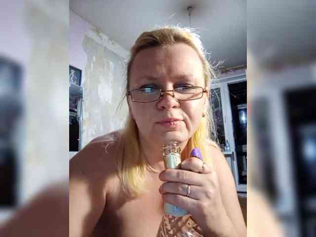 -WhiteQueen- webcam