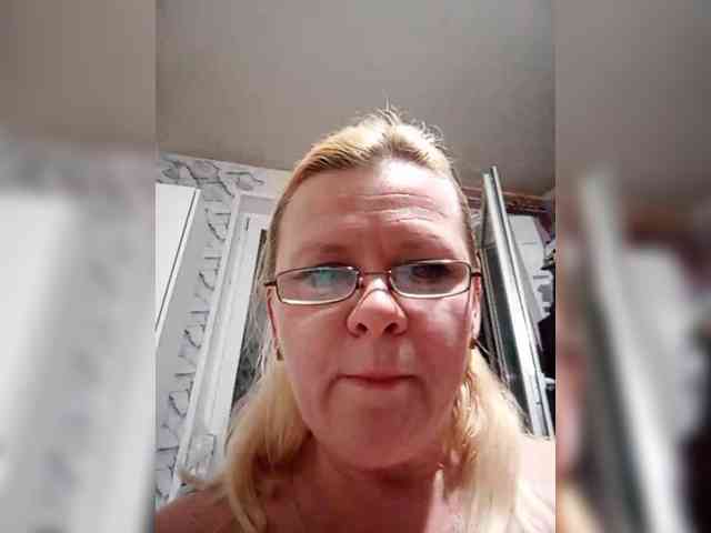 -WhiteQueen- webcam