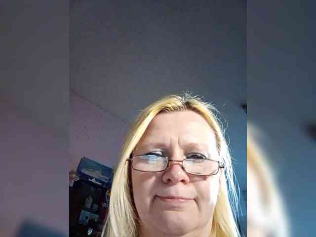 -WhiteQueen- webcam