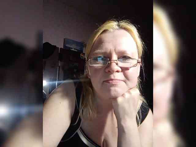 -WhiteQueen- webcam