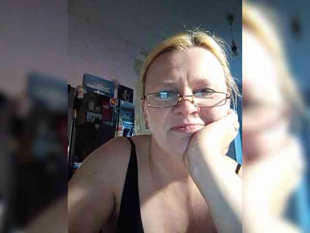 -WhiteQueen- webcam