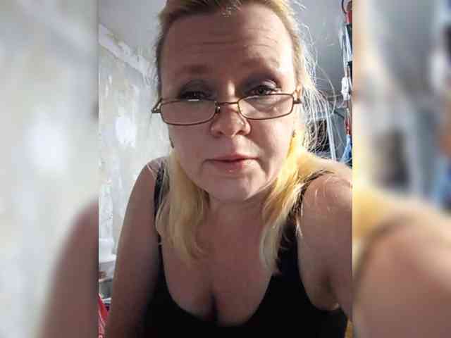 -WhiteQueen- webcam