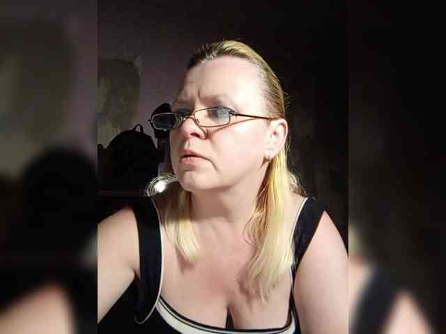 -WhiteQueen- webcam