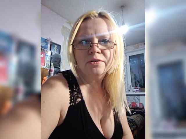 -WhiteQueen- webcam