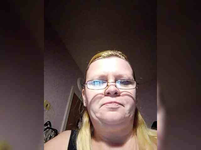 -WhiteQueen- webcam