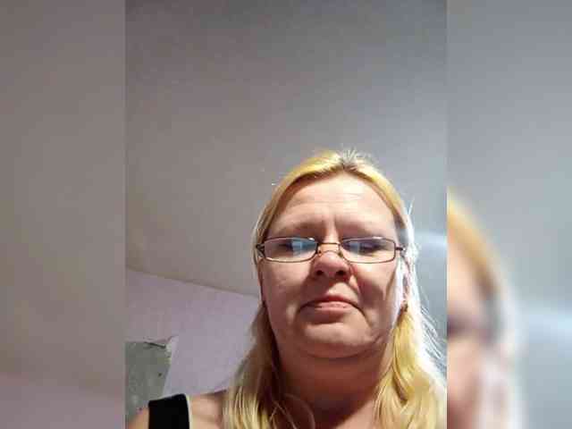 -WhiteQueen- webcam