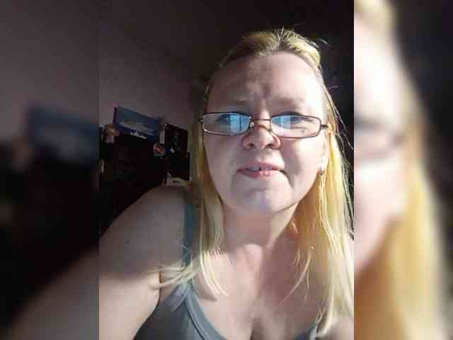 -WhiteQueen- webcam