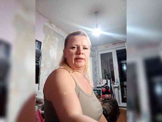 -WhiteQueen- webcam