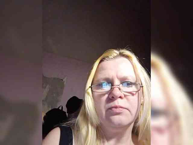live adult video chat -Chiika-
