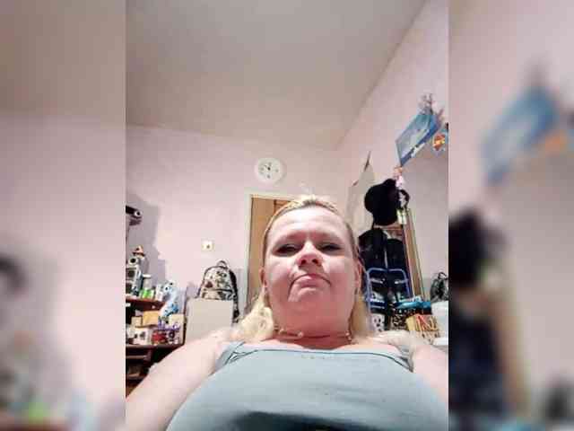 -WhiteQueen- webcam
