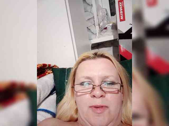 -WhiteQueen- webcam