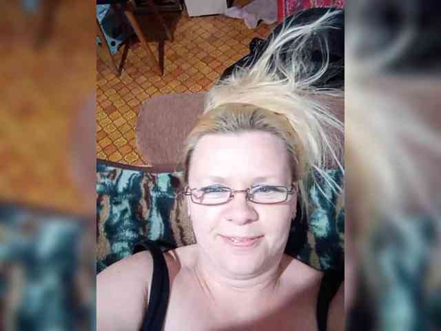 -WhiteQueen- webcam