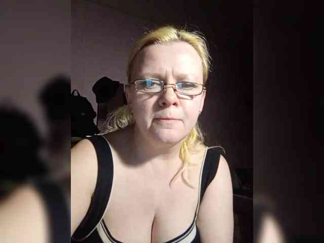 -WhiteQueen- webcam