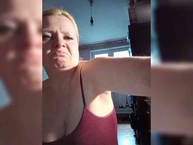 -WhiteQueen- webcam