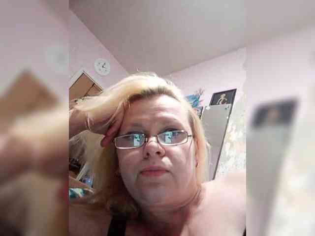-WhiteQueen- webcam