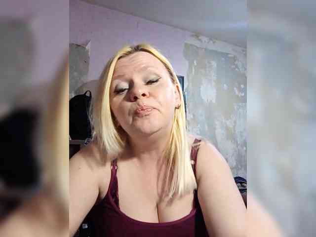 -WhiteQueen- webcam