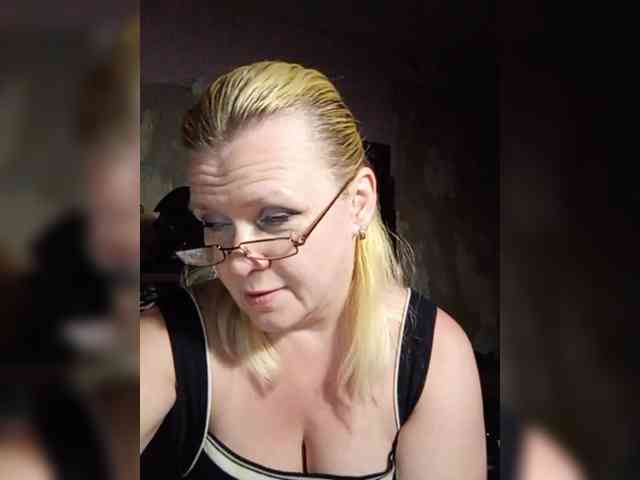-WhiteQueen- webcam