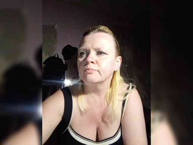 -WhiteQueen- webcam
