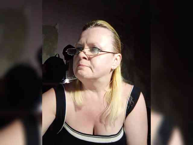 -WhiteQueen- webcam