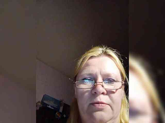 -WhiteQueen- webcam