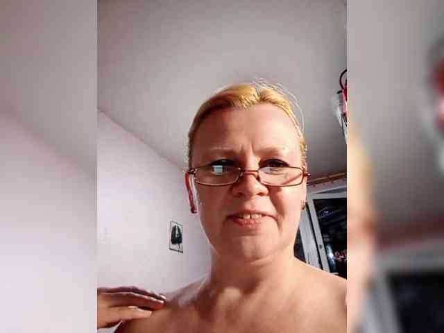 -WhiteQueen- webcam