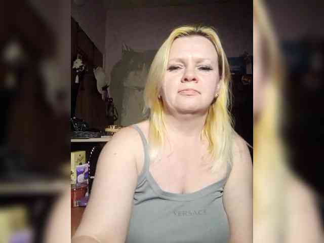 -WhiteQueen- webcam