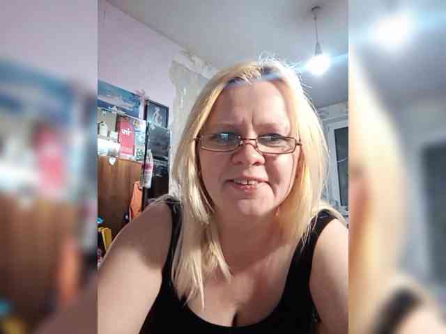 -WhiteQueen- webcam