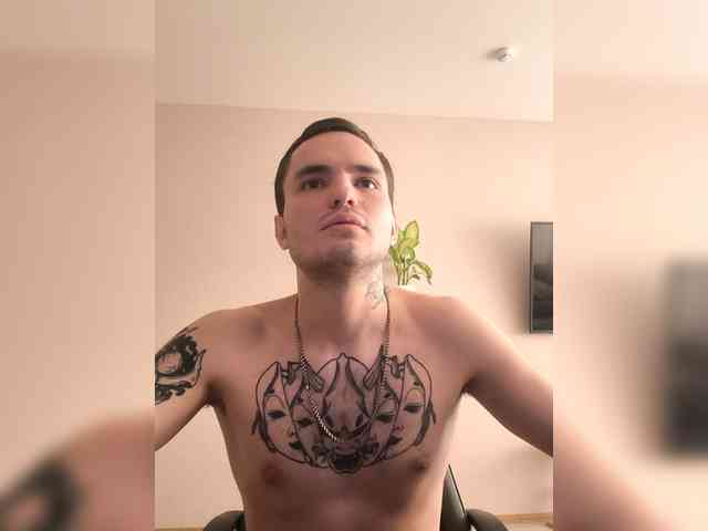 KissMeBay Live Webcam on BongaCams