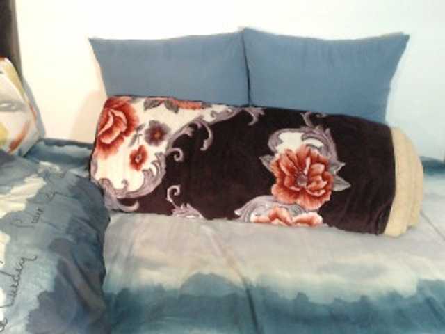 bootydiva83's BongaCams show and profile