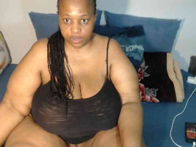 bootydiva83 bootydiva83